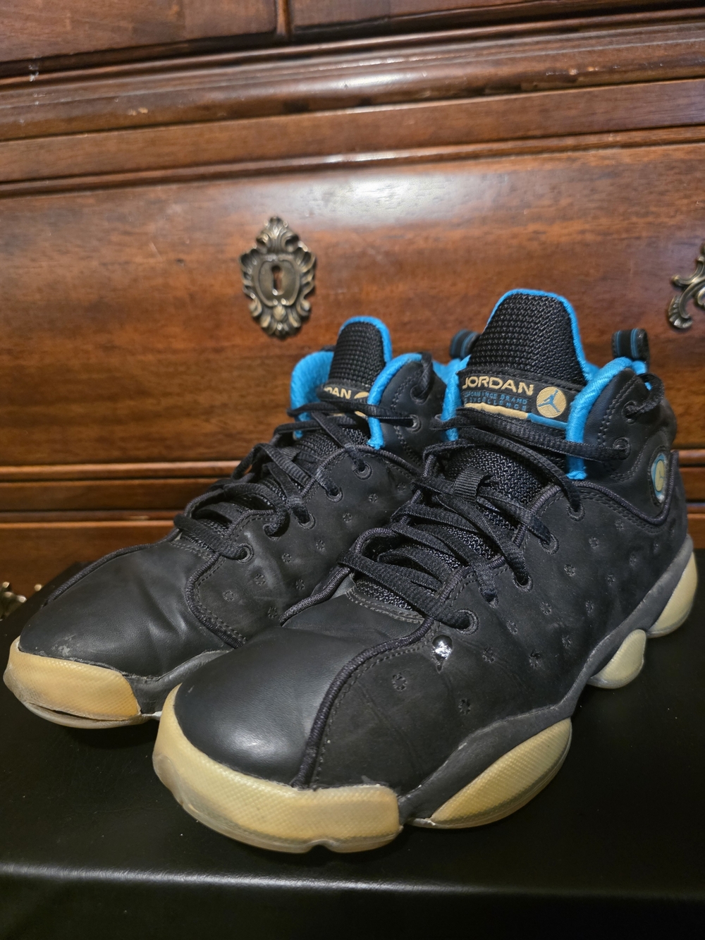 Jordan Men’s Black and Blue Retro Basketball Shoes